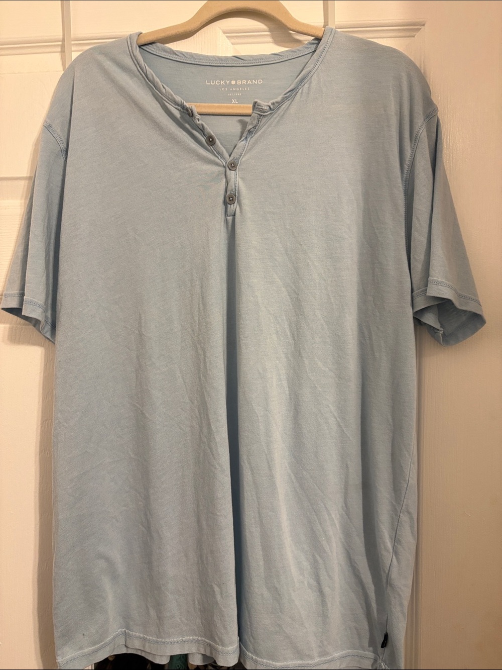 Lucky Brand Pale Blue Short Sleeve Henley size XL Pit to Pit 24 L 29